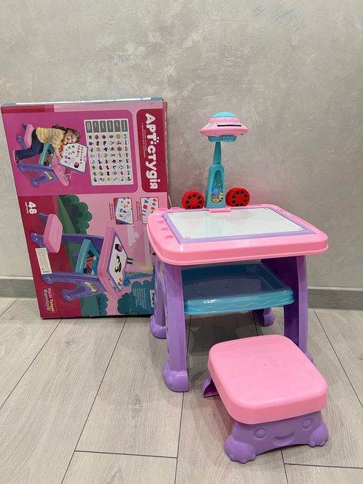 Мольберт, дитячий столик 2в1