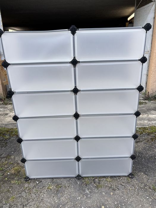 Vende-se armario sapateira branco em plastico