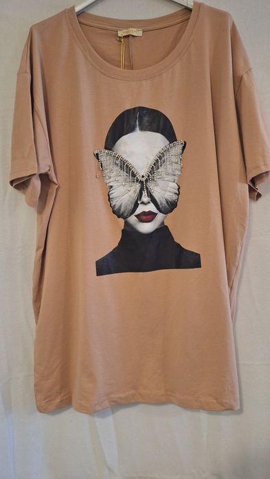 Bluzka zdobiona. Motyl kobieta.