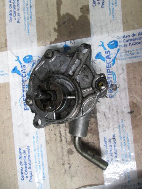 Depressor dos travões / bomba de vácuo MERCEDES-BENZ Classe E (W210)