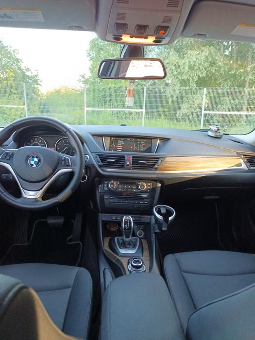 BMW X1 2014 VIN WBAVL1C55FVY29813 фото оголошення 12 з 24