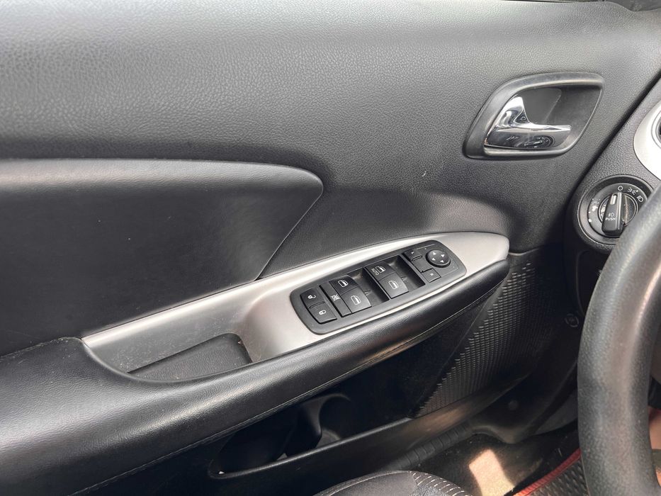 Dodge Journey 2014 SXT Газ/бензин 2.4 л