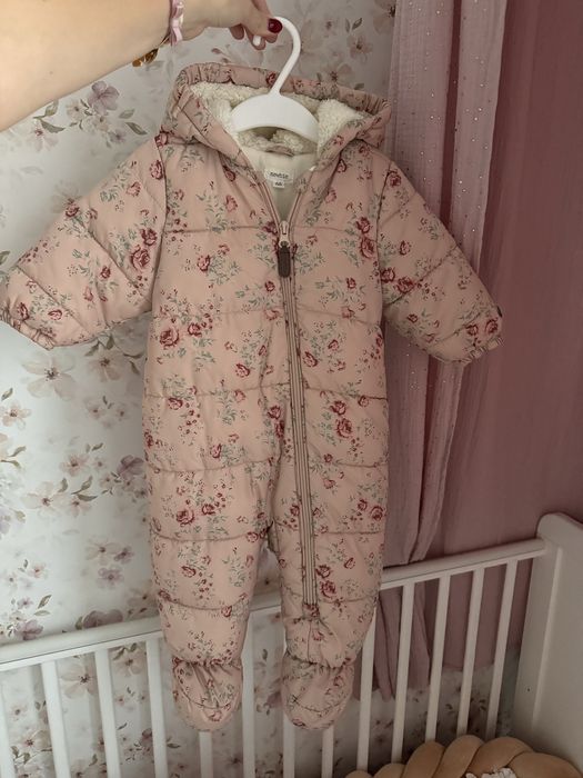 Kombinezon zimowy NEWBIE 68 / 74 w róże