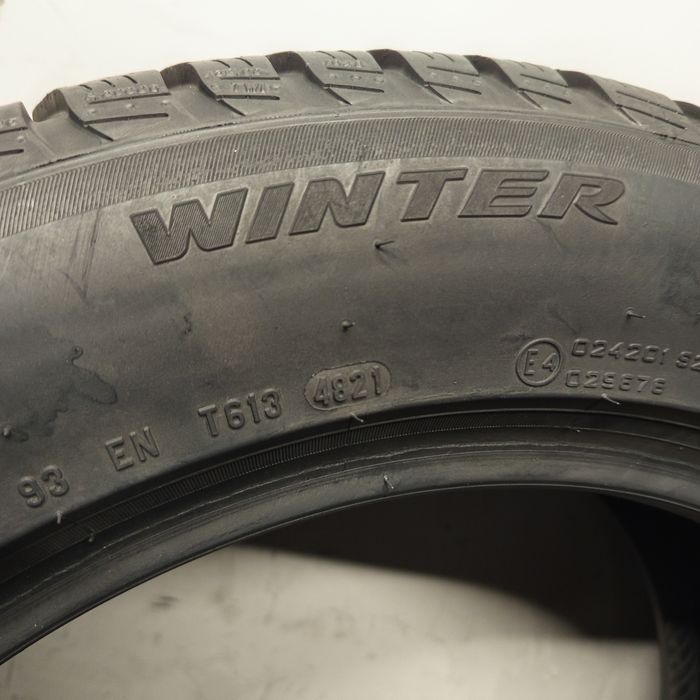 225/55R17 Pirelli Sottozero 3