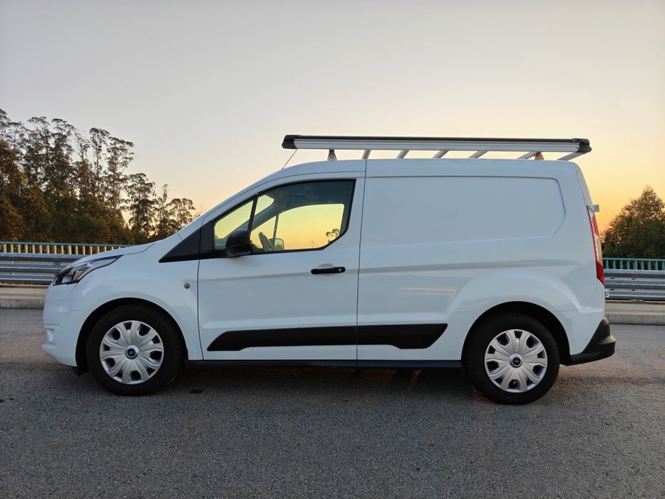 Ford Transit Connect AC 3 Lugares