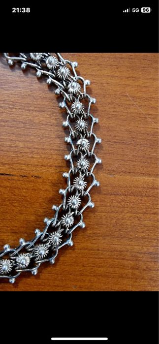 Pulseira em prata muito antiga.