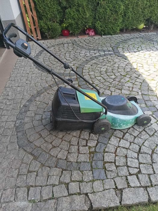 Sprzedam kosiarkę elektryczną
