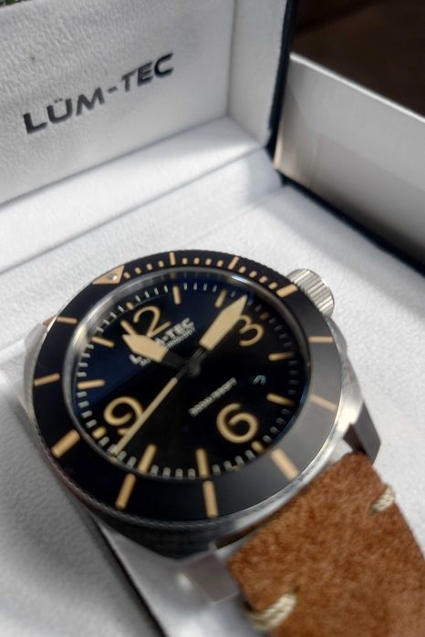 Relógio LUM-TEC Diver, edição limitada de 500 unidades