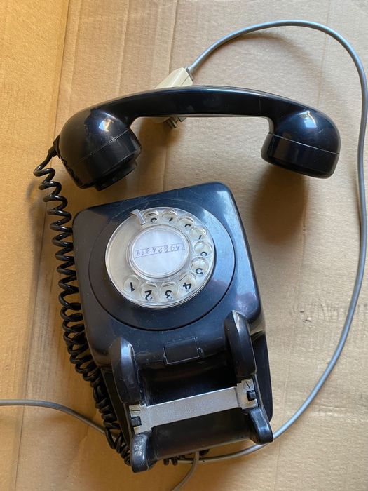 Telefone de fios antigo 1984