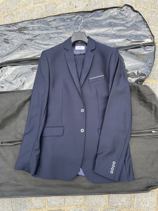 Garnitur granatowy na wzrost ok. 194 cm, stan idealny
