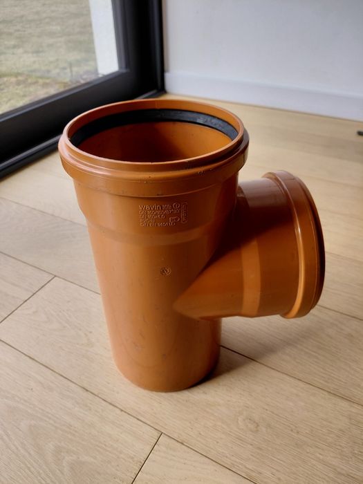 Trójnik Vavin DN 160/160/87'30'