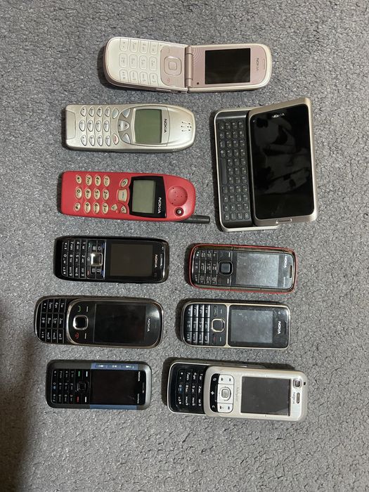 Продам мобмльний телефон Nokia 5110