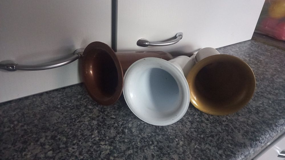 Doniczki wbijane w ziemię