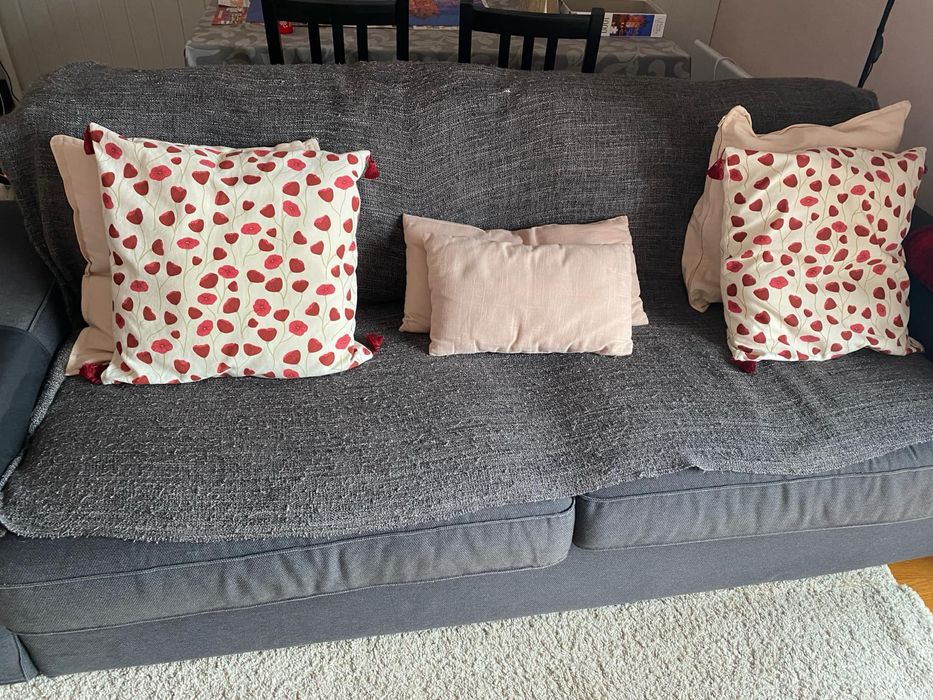 Vendo sofa Ikea kivik 3 lugares