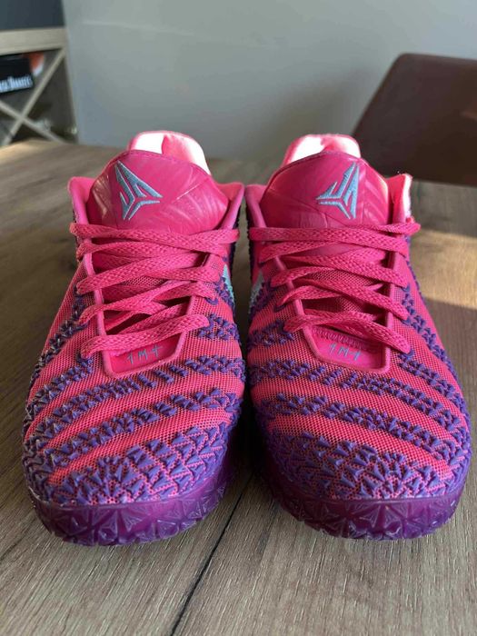 Nike JA3 Morant (EU 44 / US 10)