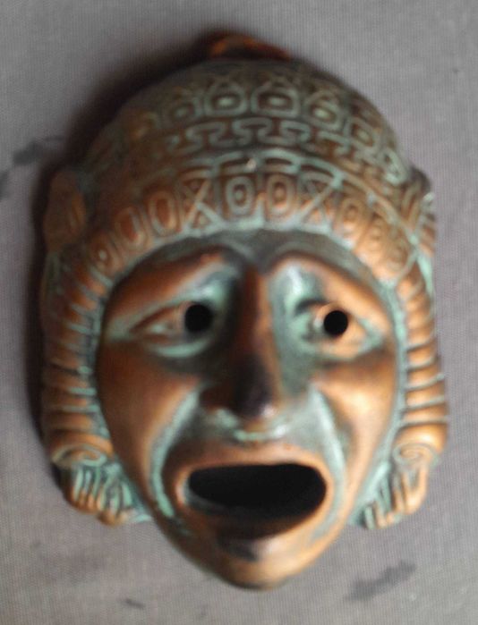 2 Máscaras em Cerâmica do Teatro Grego antigo - Tragédia e Comédia