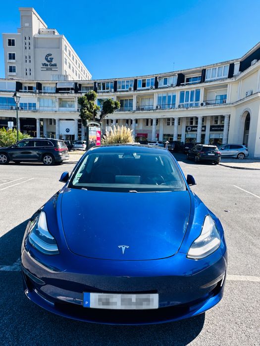 Tesla Model 3 Azul