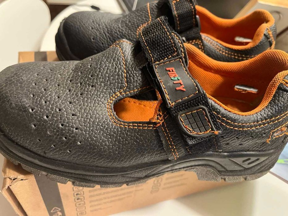 Рабочие туфли Firsty