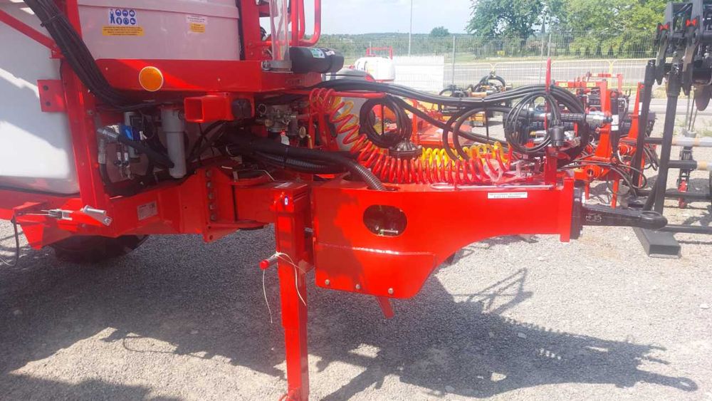 Opryskiwacz polowy ciągany Unia Egret 3021-  3000l Pilmet 21m