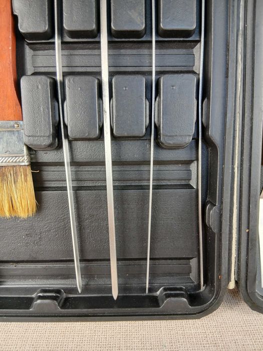 Zestaw do grilla Zestaw BBQ Box Używany w walizce