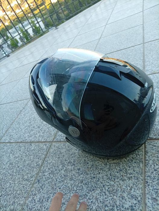 Capacete da caberg com pouco uso em bom estado