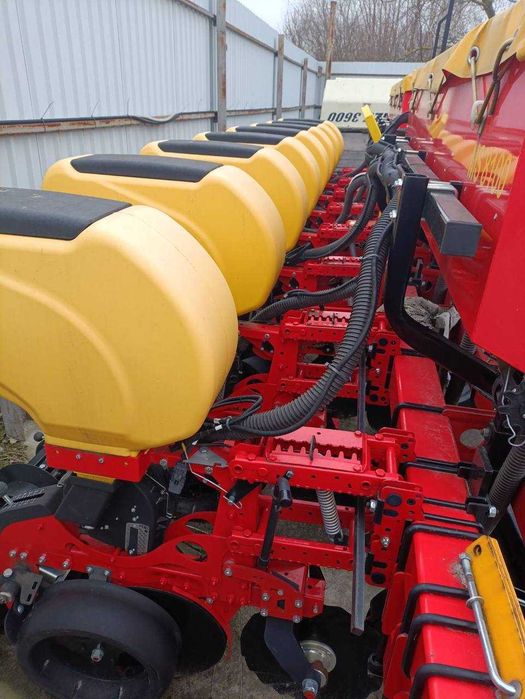 Сівалка MaterMacc MS 8100 Super  пневматична точного висіву 8 рядків