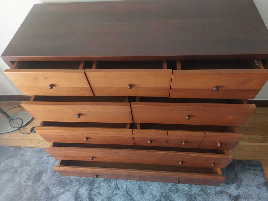 Cómoda maciça cerejeira