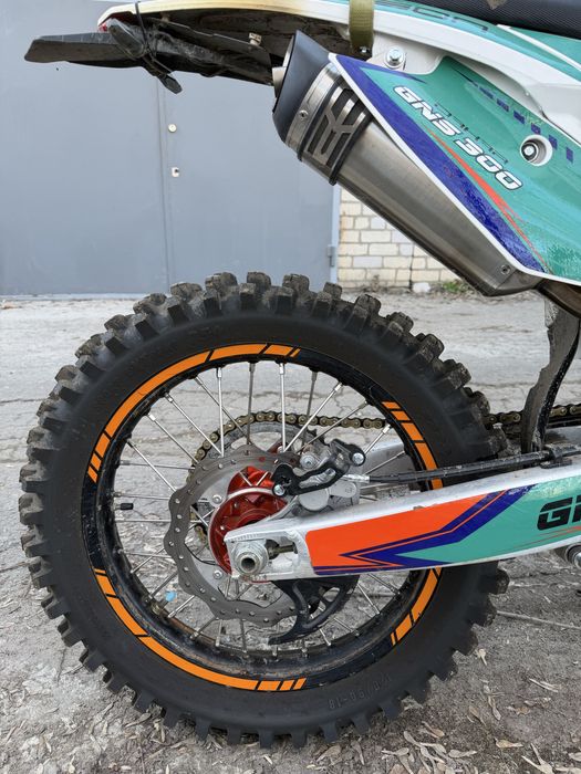 Geon GNS 300 мотоцикл