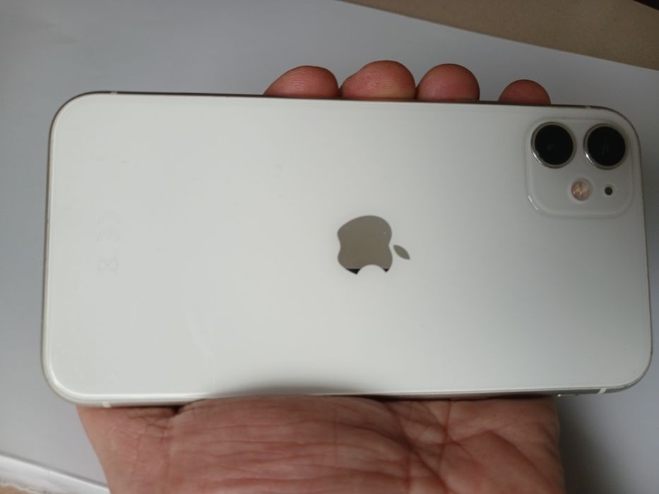 IPhone 11 64gb branco