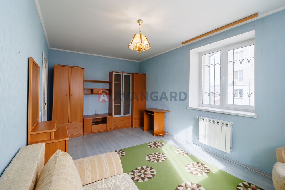 Продається квартира 121,8 кв.м Буча, Ірпінь, своє паркомісце
