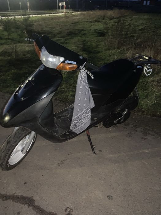 Сузукі летс  2 нев