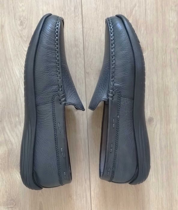 оригінал шкіряні туфлі-мокасини Cole Haan, р 41, нові