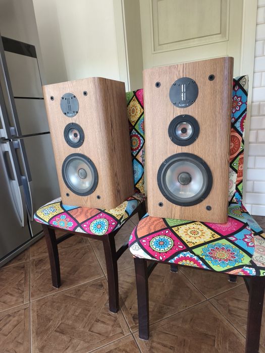 Infinity RS 4000 kolumny podstawkowe
