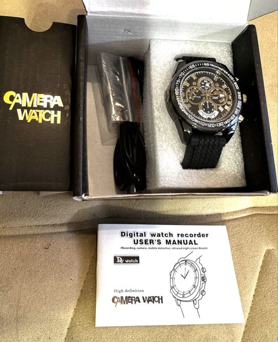 Годинник з вбудованою камерою у комплекті (новий)