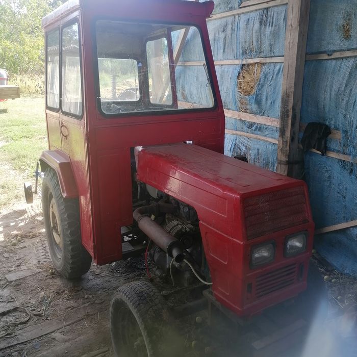 Продам тракто Сінтай 180