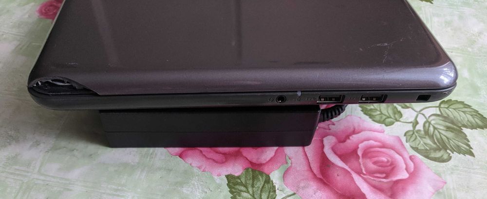 Dell 3380 13.3" /i5-7200U (2.5-3.1 GHz)/8 Gb/500 Gb HDD