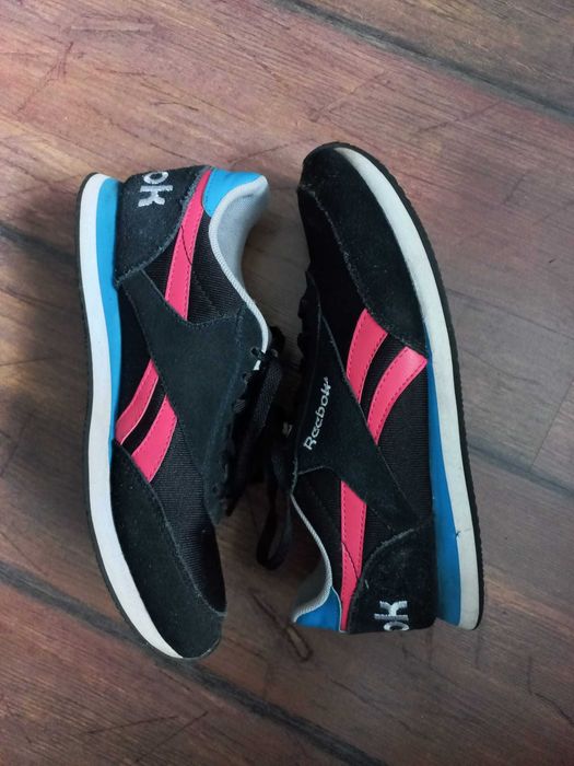 Buty sportowe  damskie reeboki rozm. 37