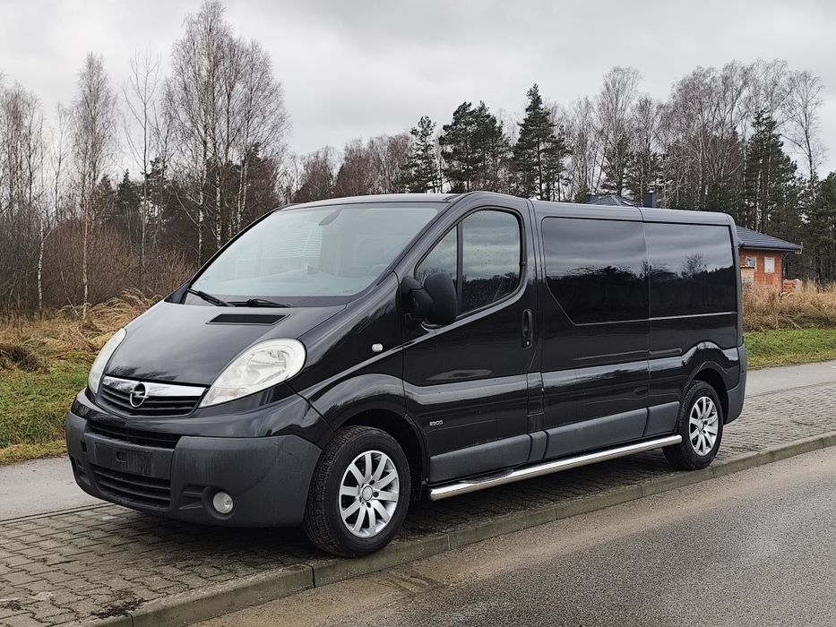 Opel Vivaro 2.0 115KM**Brygadówka**Bogata wersja**Piękny**