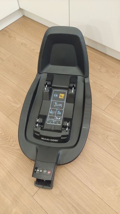 Fotelik Maxi-Cosi Cabriofix  + baza