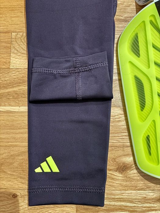Caneleiras adidas
Tiro Shin Guards League XL