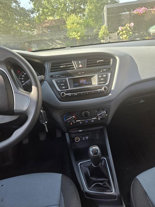 Hyundai i20 1.3 benz 2016r 135tys km