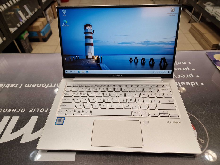 Asus Vivobook S13/ i3-8145U/ 8GB/ 256GB/ 13.3" FHD/ czytaj uważnie opi