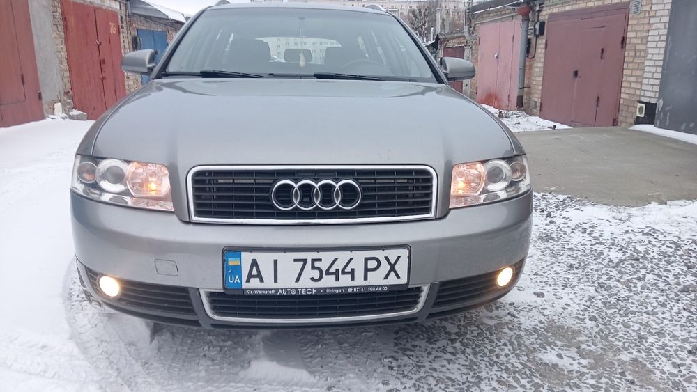 Продаю ауді а4б6