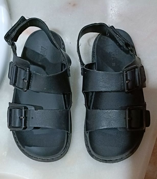 Sandálias criança  pretas n 28 Zara