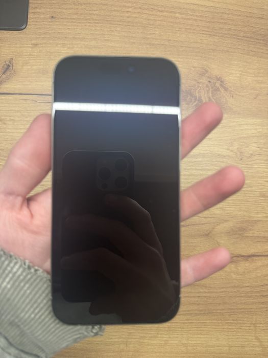 iPhone 15 pro 256Gb TYTAN