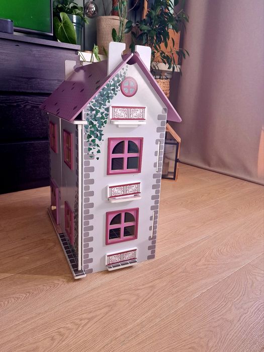 Domek dla lalek duży