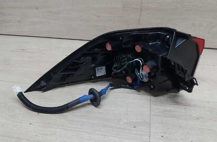 Фари Toyota RAV 4