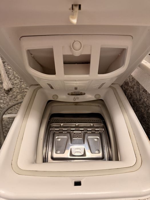 Máquina de Lavar Roupa Candy Smart CTG 116 – 6 kg | 1100 rpm