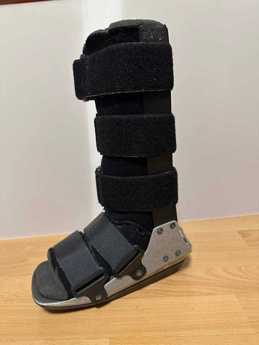 Продаю ортопедичний сапожок (ортез) замість гіпсу, розмір 38