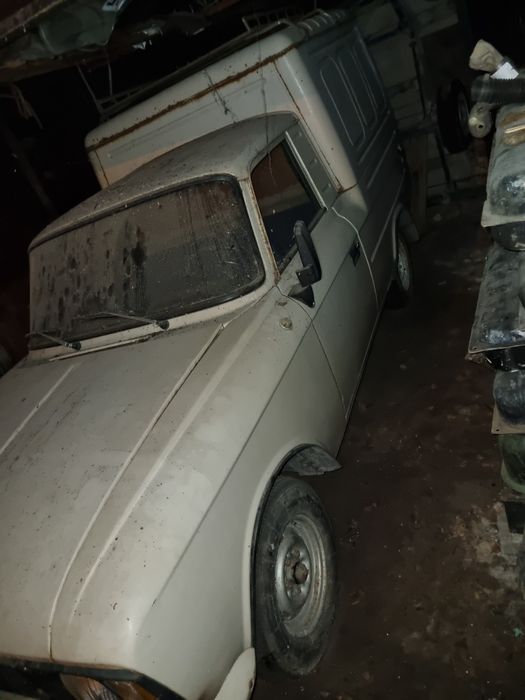 Москвич ИЖ 2715 "Пирожок"